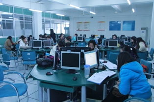 LG-MJR01型 金融投資模擬實(shí)驗室設備