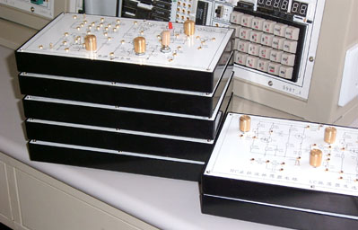 模擬電路實(shí)驗卡 